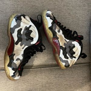 Nike foamposites (fighter jet)